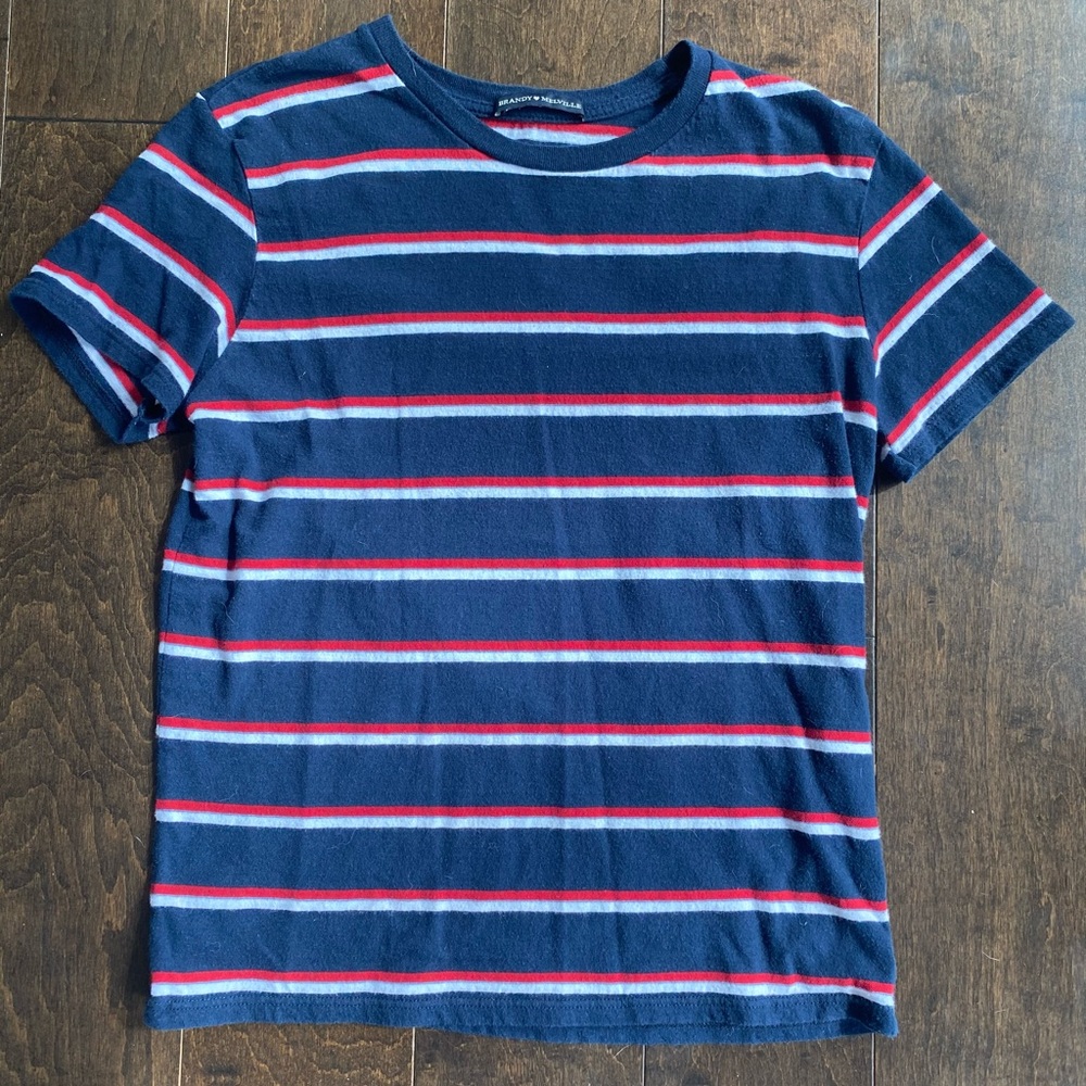 Brandy Melville short sleeve tee